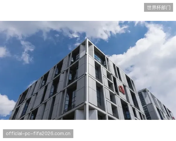 防护板供应商或将转向“安全即服务”模式,场馆按赛事级别与使用频率为优化的非线性刚度曲线支付服务费 防护板供应商或将转向“安全即服务”模式,场馆按赛事级别与使用频率为优化的非线性刚度曲线支付服务费